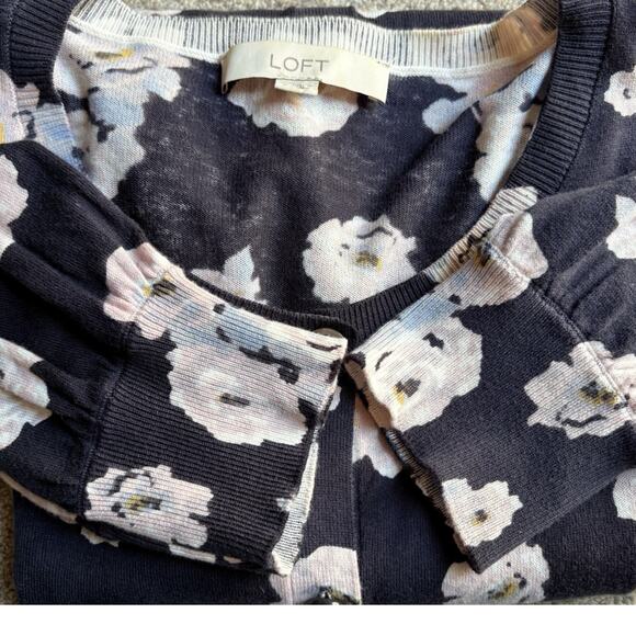 LOFT 100% Cotton Lightweight Floral Button Front Cardigan Sweater Navy Pastel L - Picture 2 of 10